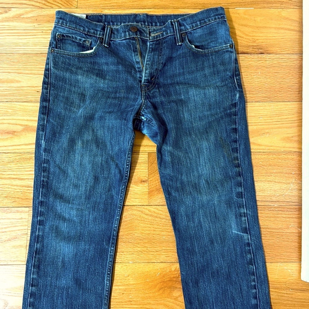 Levi’s pants 33 x 30.